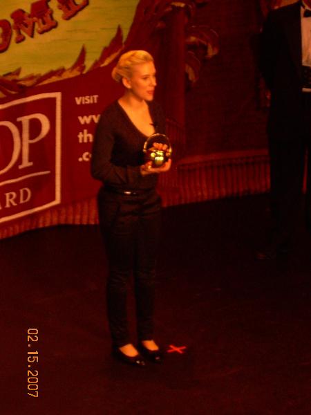 SCARLETT JOHANSSON at HARVARD #3 accepting Hasty Pudding Pot